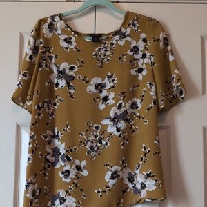 Ann Taylor Yellow Short Sleeve Blouse